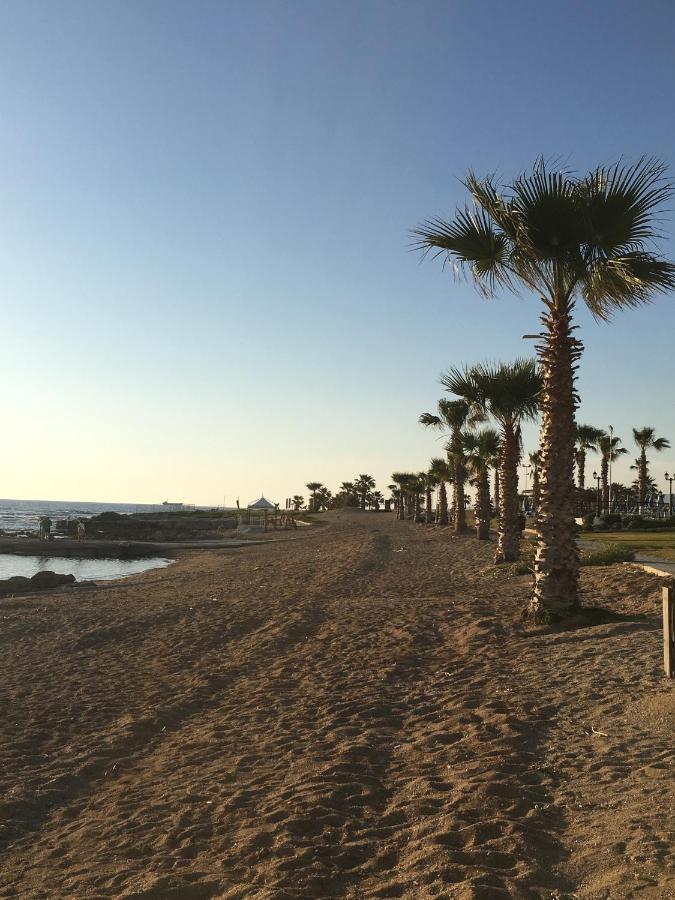 Sea View *