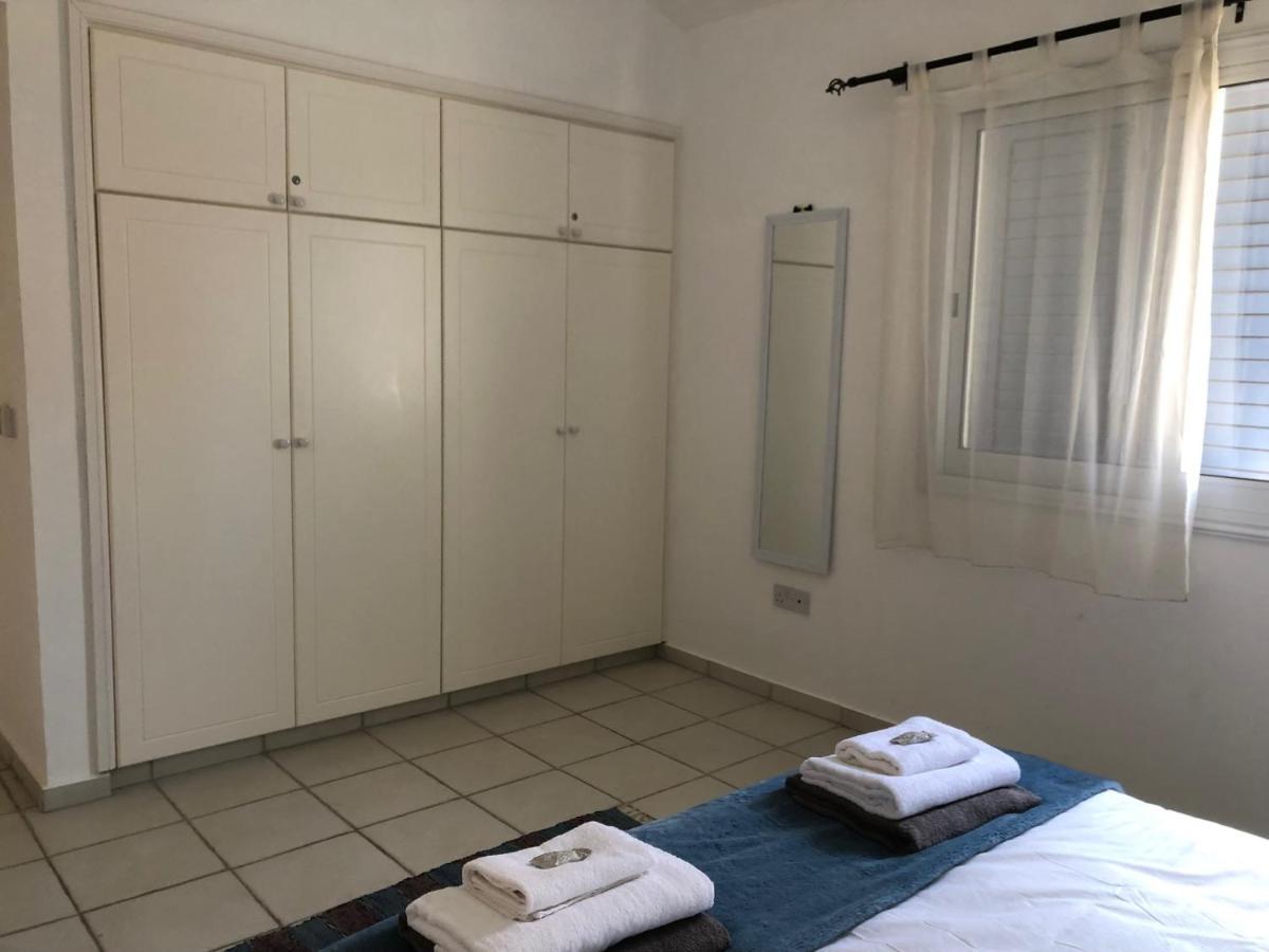 Apartment Bright 2 Bed, Pool Facing In Limnaria Gardens Paphos
