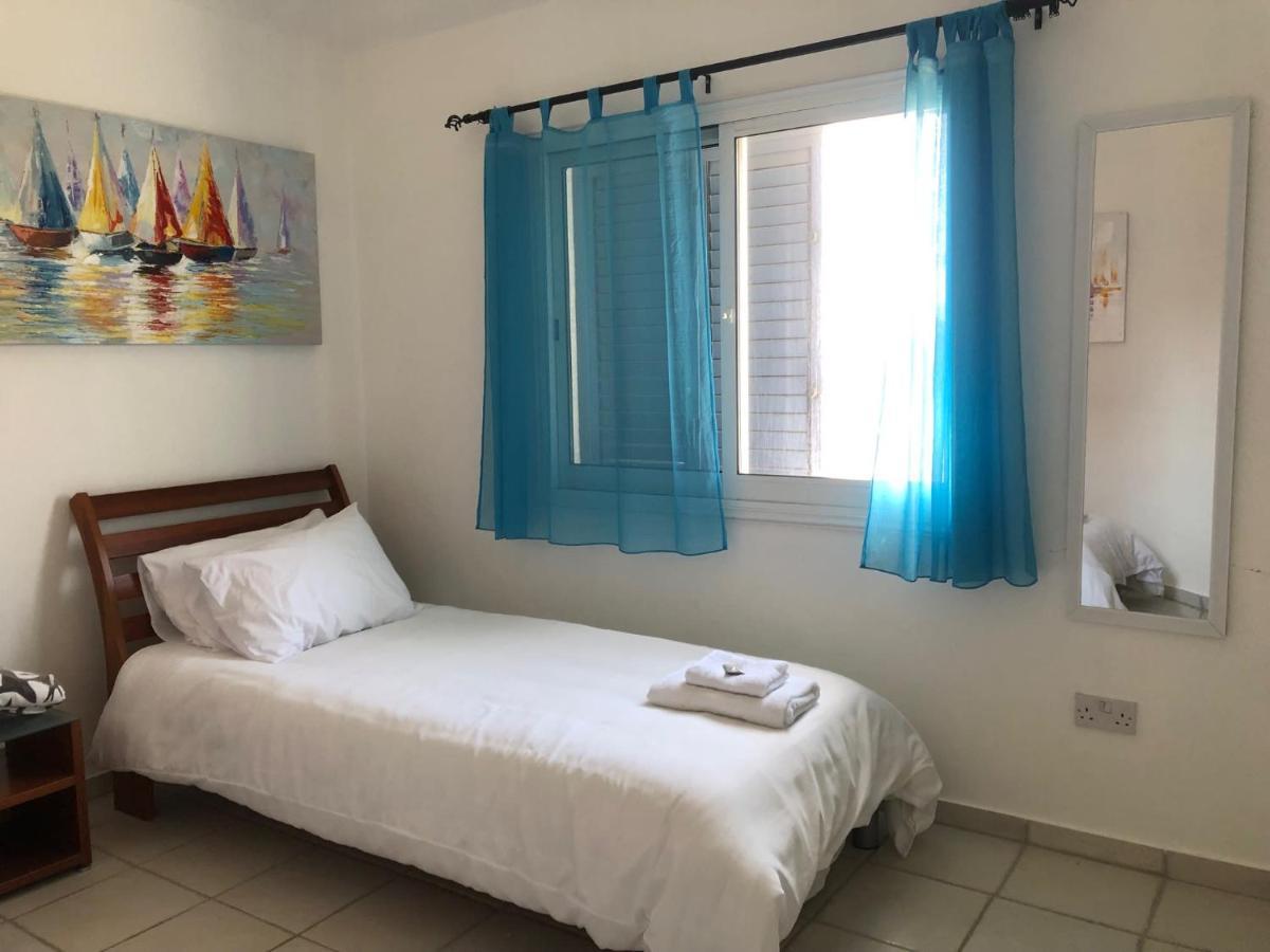 Bright 2 Bed, Pool Facing In Limnaria Gardens Apartment