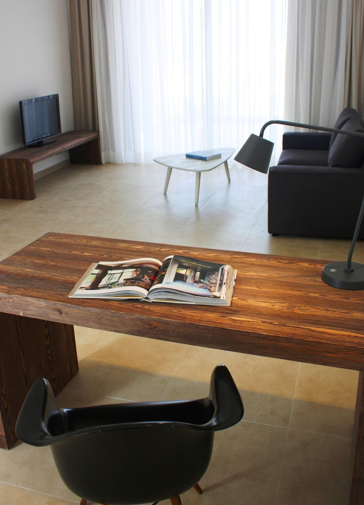 Amphora & Hotel Paphos