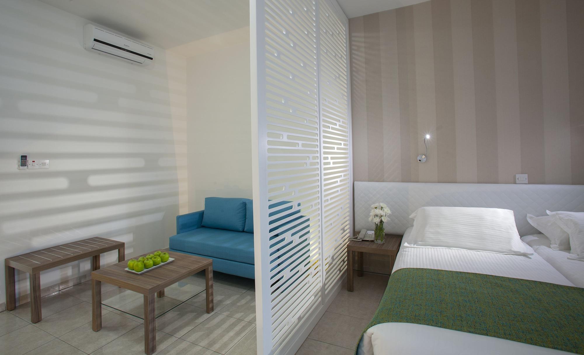 Aparthotel Princessa Vera 3*