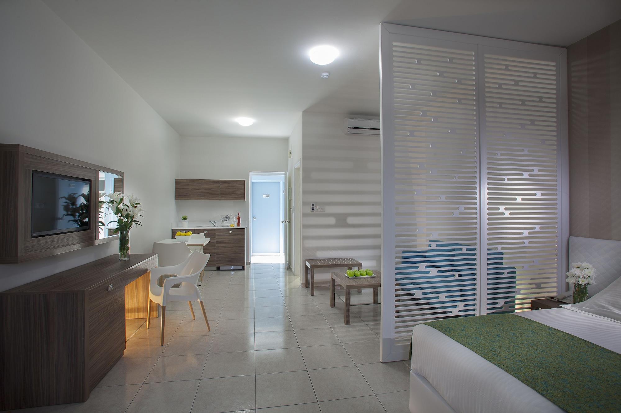 Aparthotel Princessa Vera Paphos