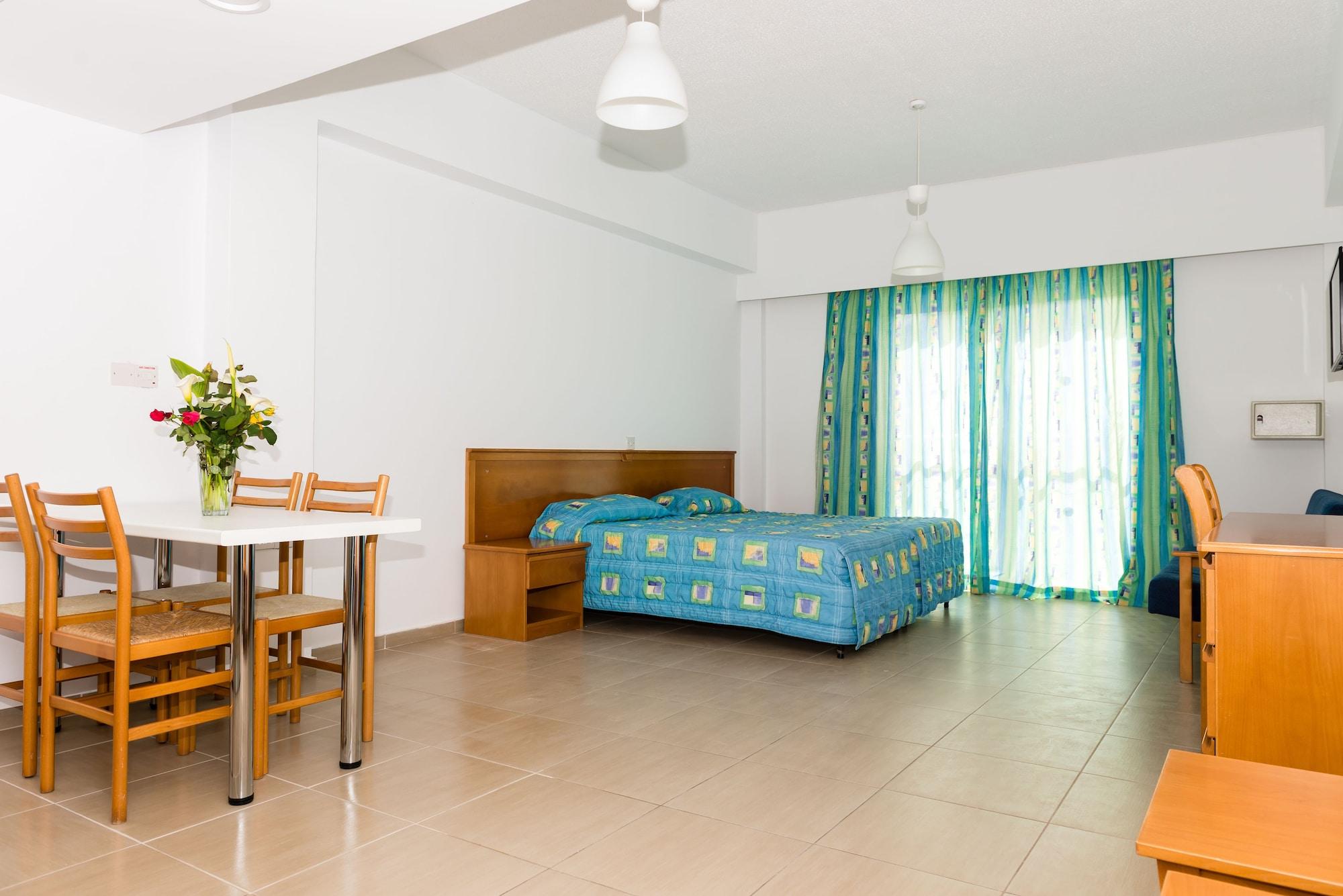 Helios 2 * Paphos