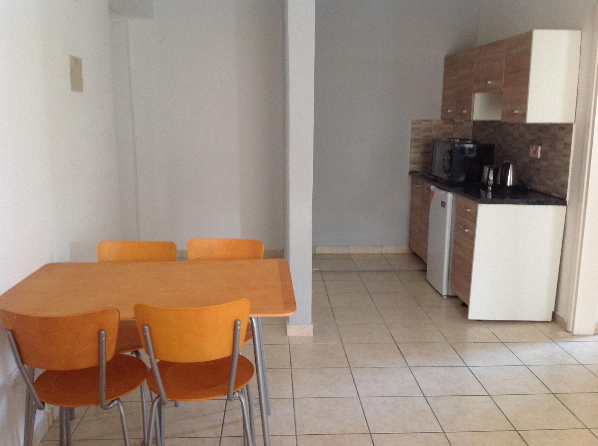 Aparthotel Alecos 3*