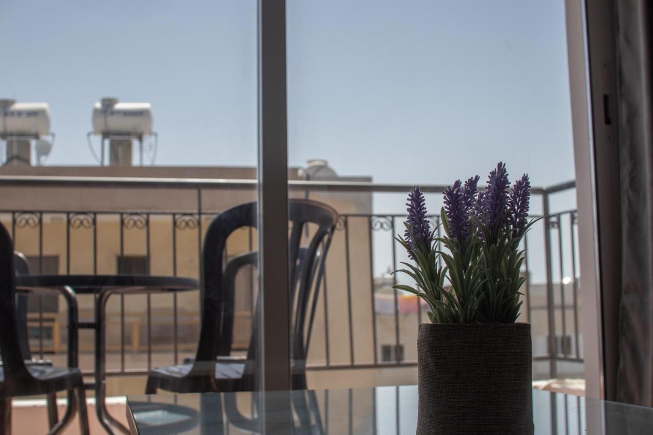 Amelia Two Bedroom - 202 Apartamento