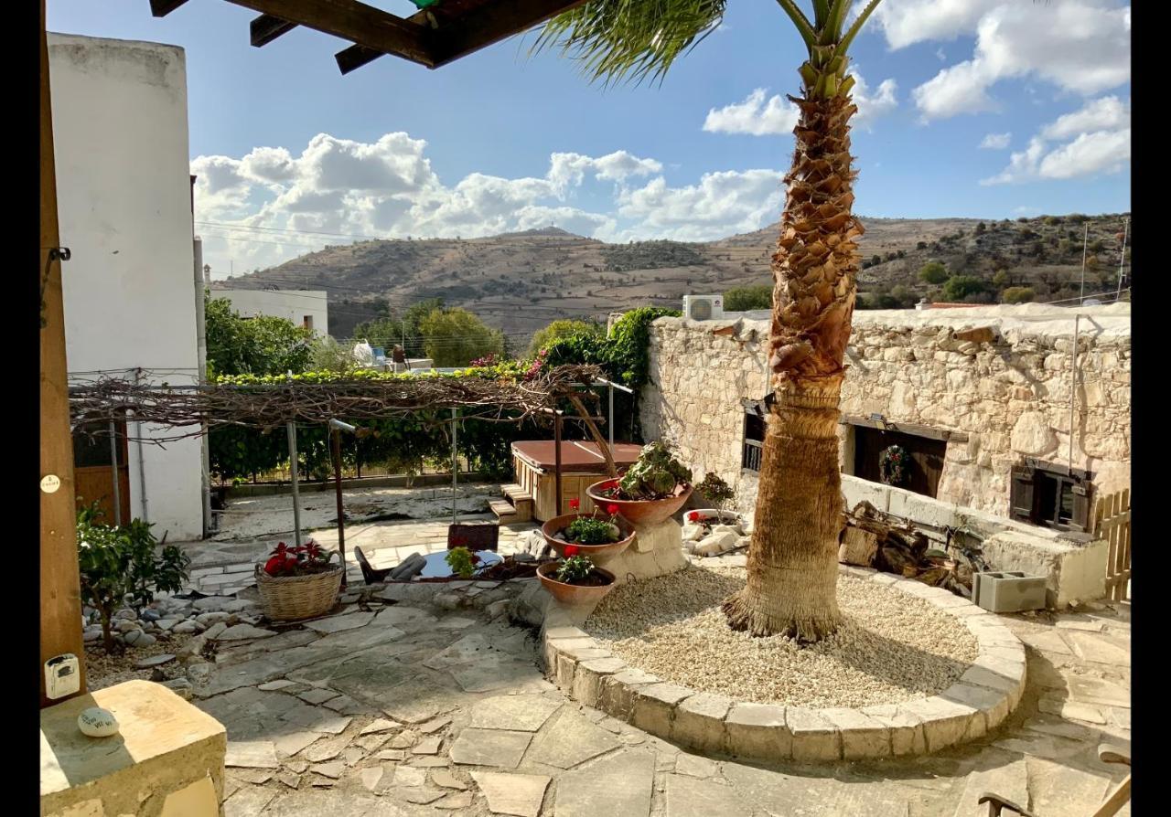 Georgios Retreat. Quaint Stone House. * Paphos