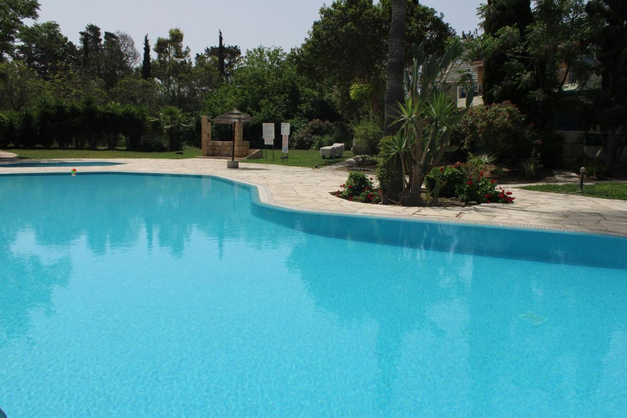 Paradise Gardens Holiday