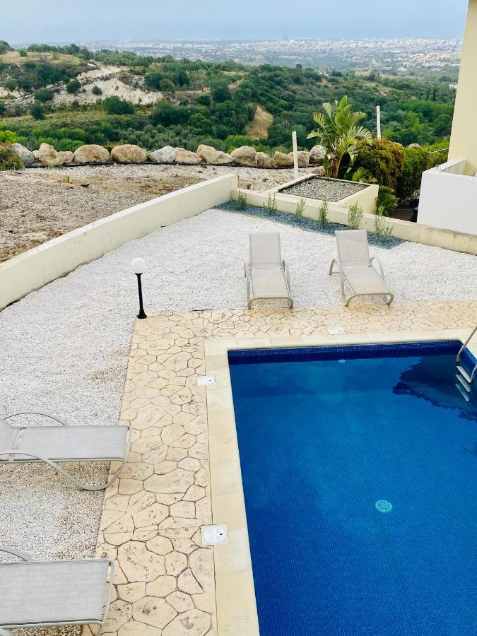 Villa Stamati Real Estate *