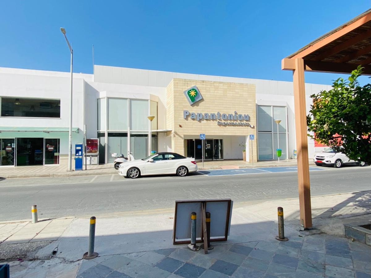 Basillica 3 Bedrooms Apartment *