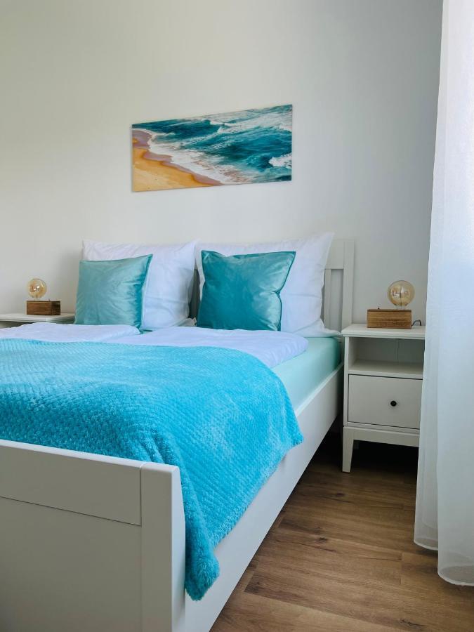 Golden Palms Regina Gardens Apartment *