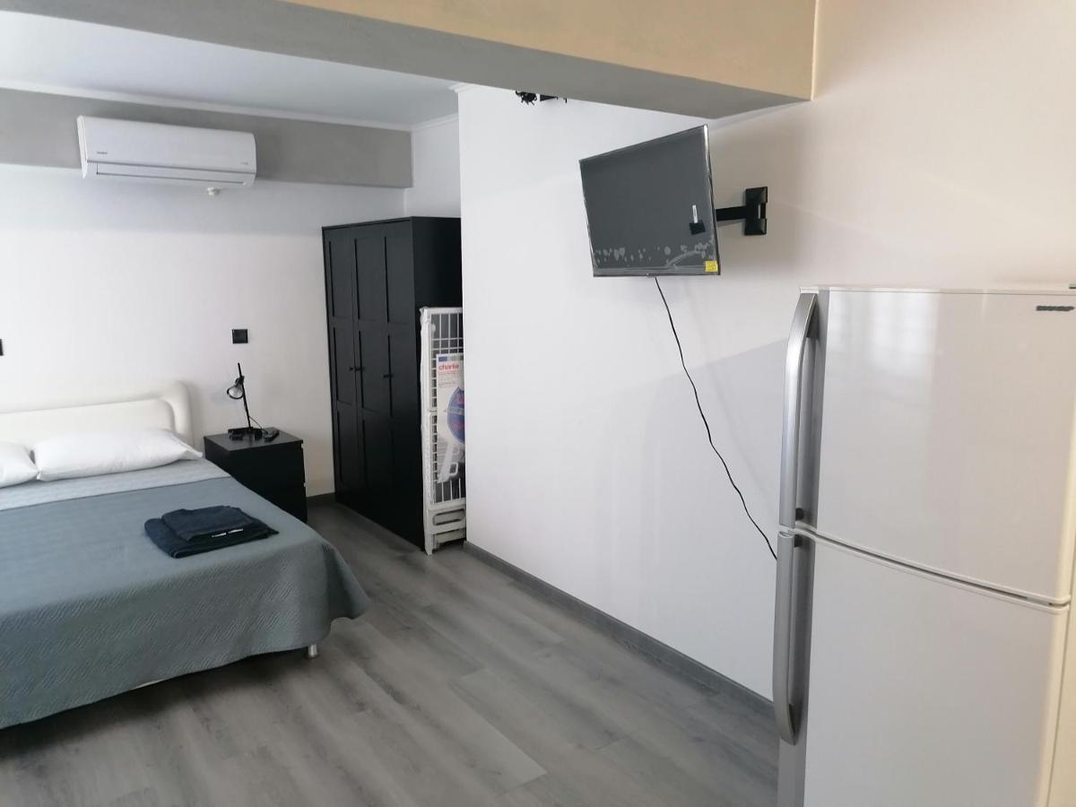 Apartment Black & White By Emmelia Group Paphos