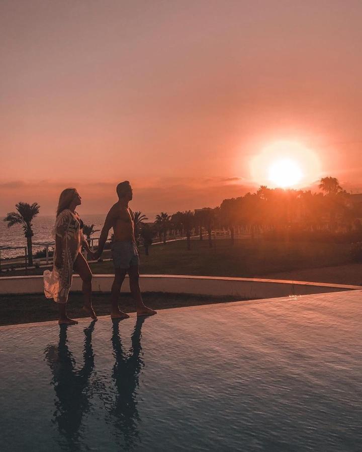 King Evelthon Beach & Resort