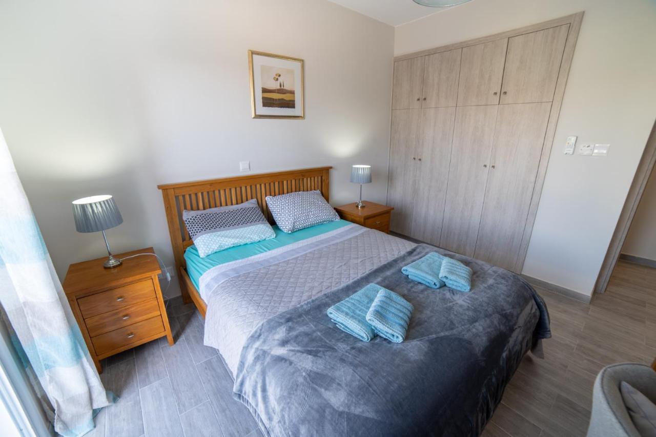 Apartment Paradise Gardens2 With Waking Distance To The Sea Paphos