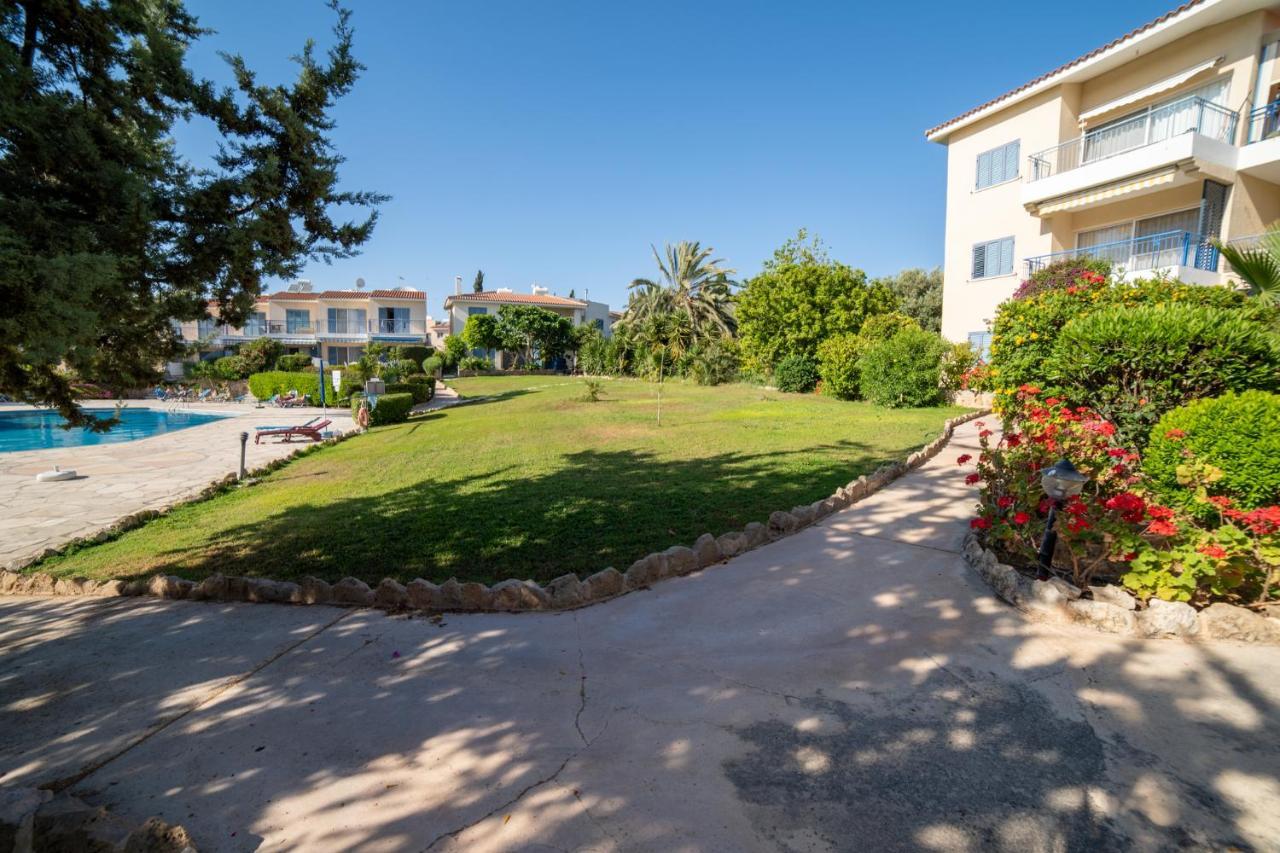 Paradise Gardens2 With Waking Distance To The Sea Paphos