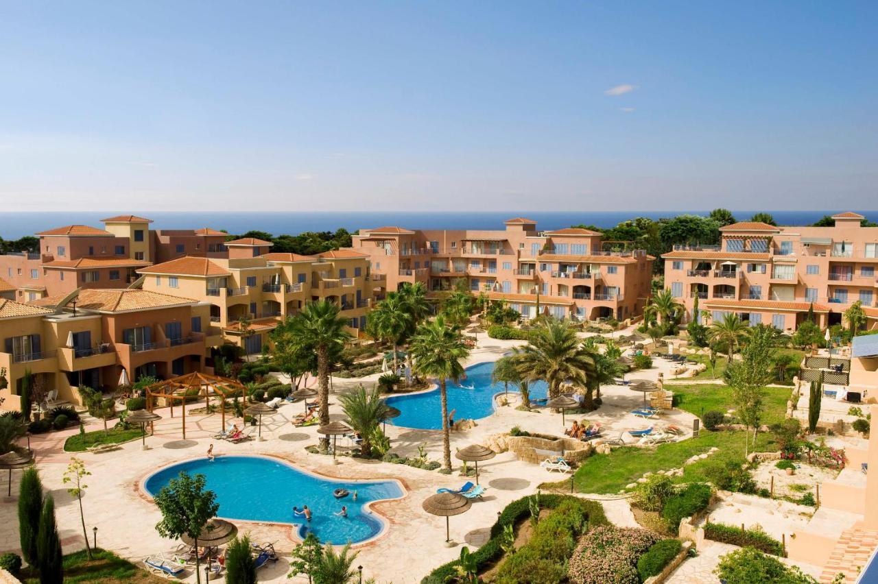 Comfortable 2 Bedroom In Popular Limnaria Gardens Paphos
