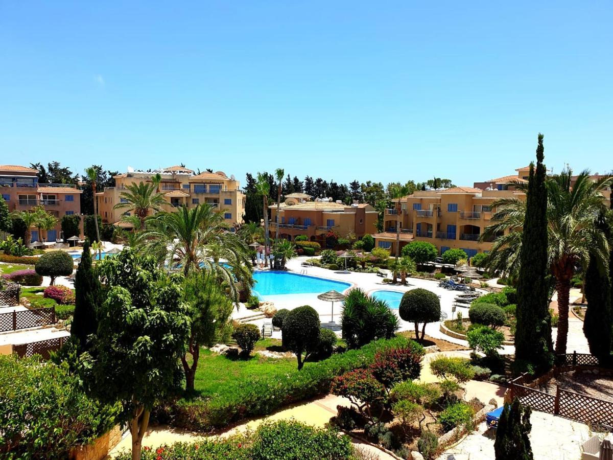Apartment Comfortable 2 Bedroom In Popular Limnaria Gardens Paphos