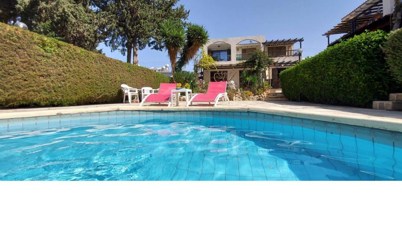 Cyprusmylove Apartment