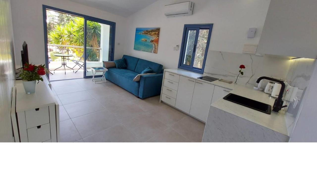 Cyprusmylove Apartment