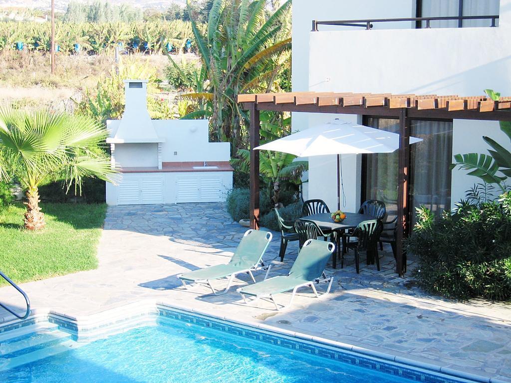 Aura Holiday Villas Pousada