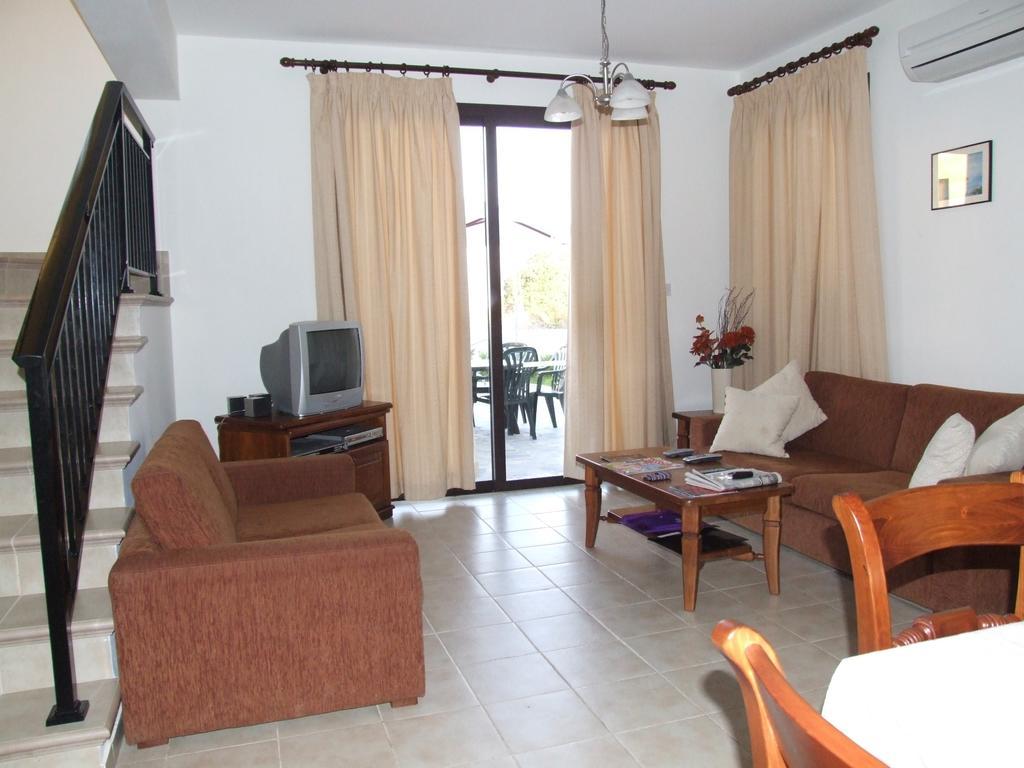Aura Holiday Villas Paphos