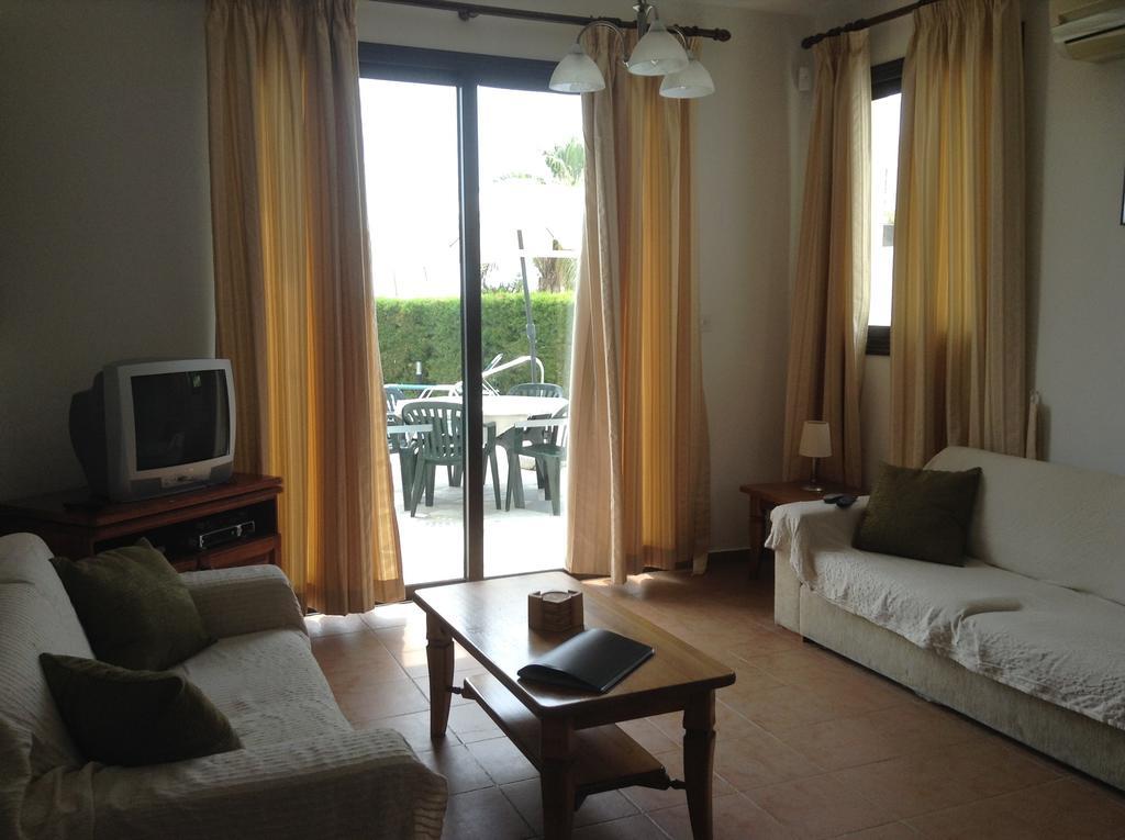 Aura Holiday Villas Paphos