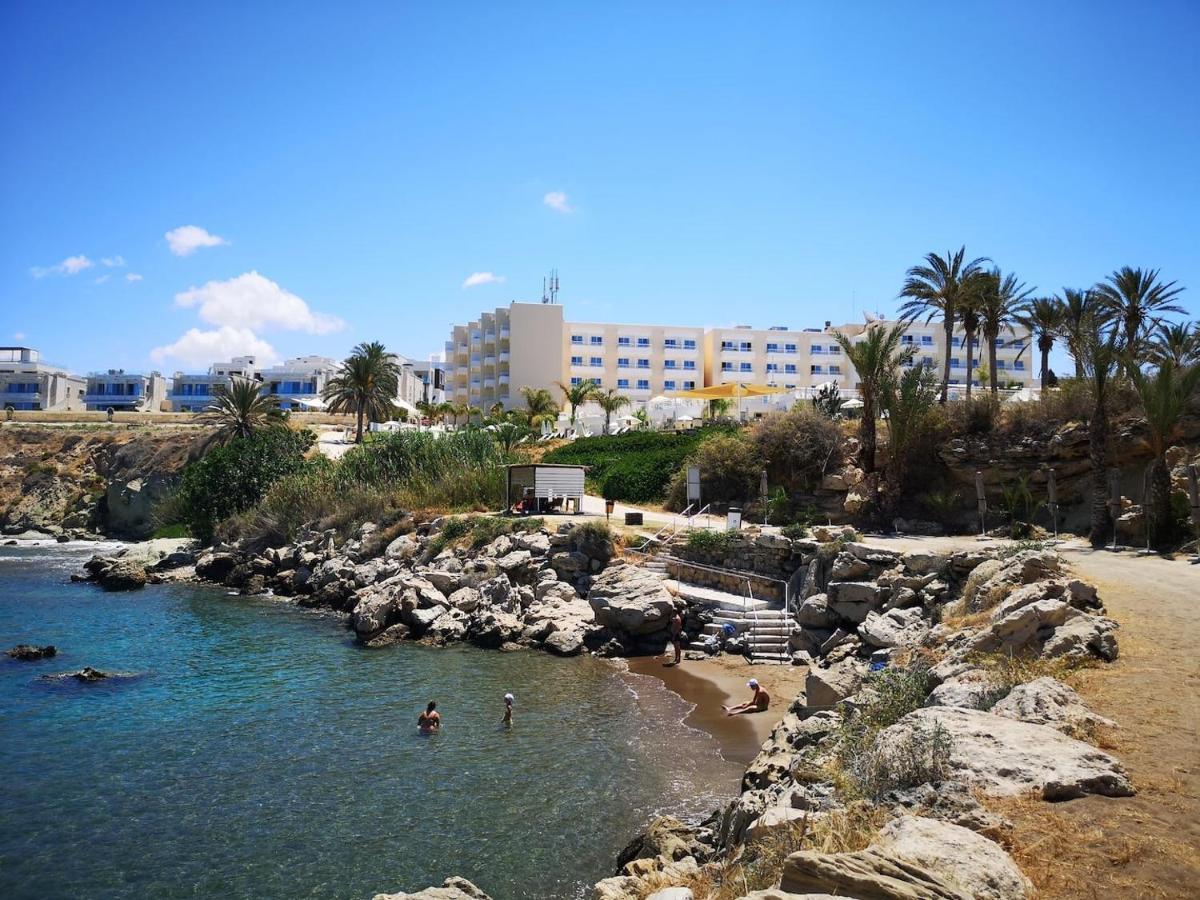 Spacious 3 Bedroom Private Pool Paphos
