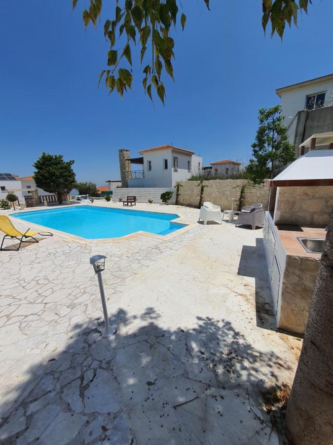 Serapho * Paphos
