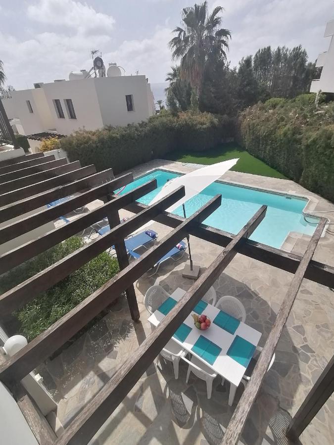Spacious 3 Bedroom Private Pool