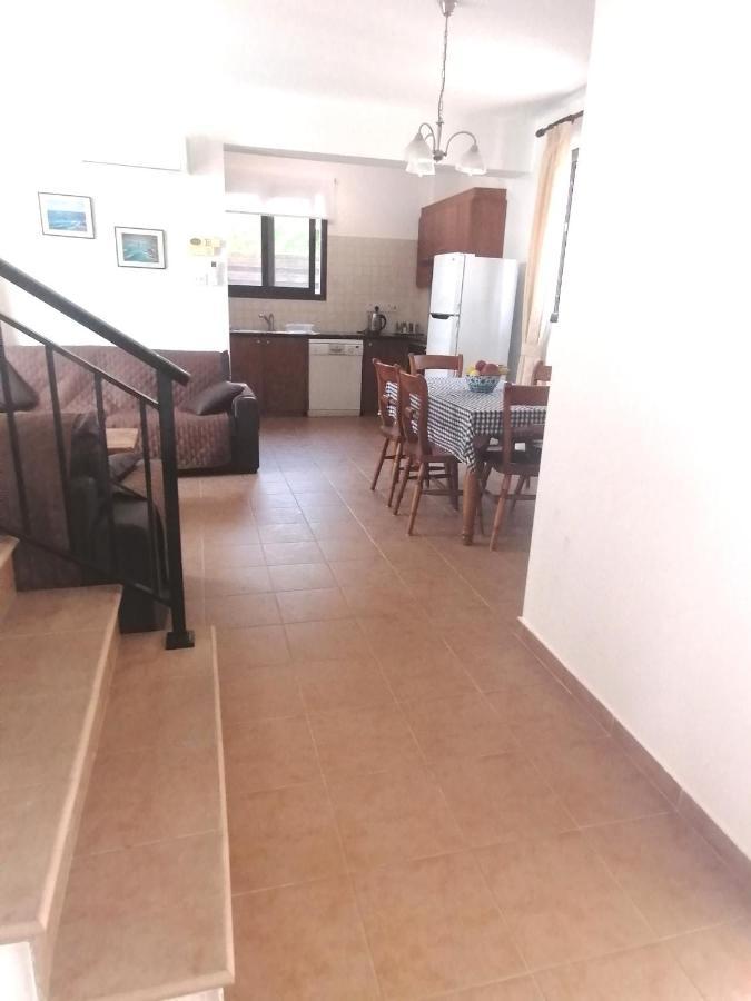 Spacious 3 Bedroom Private Pool Paphos