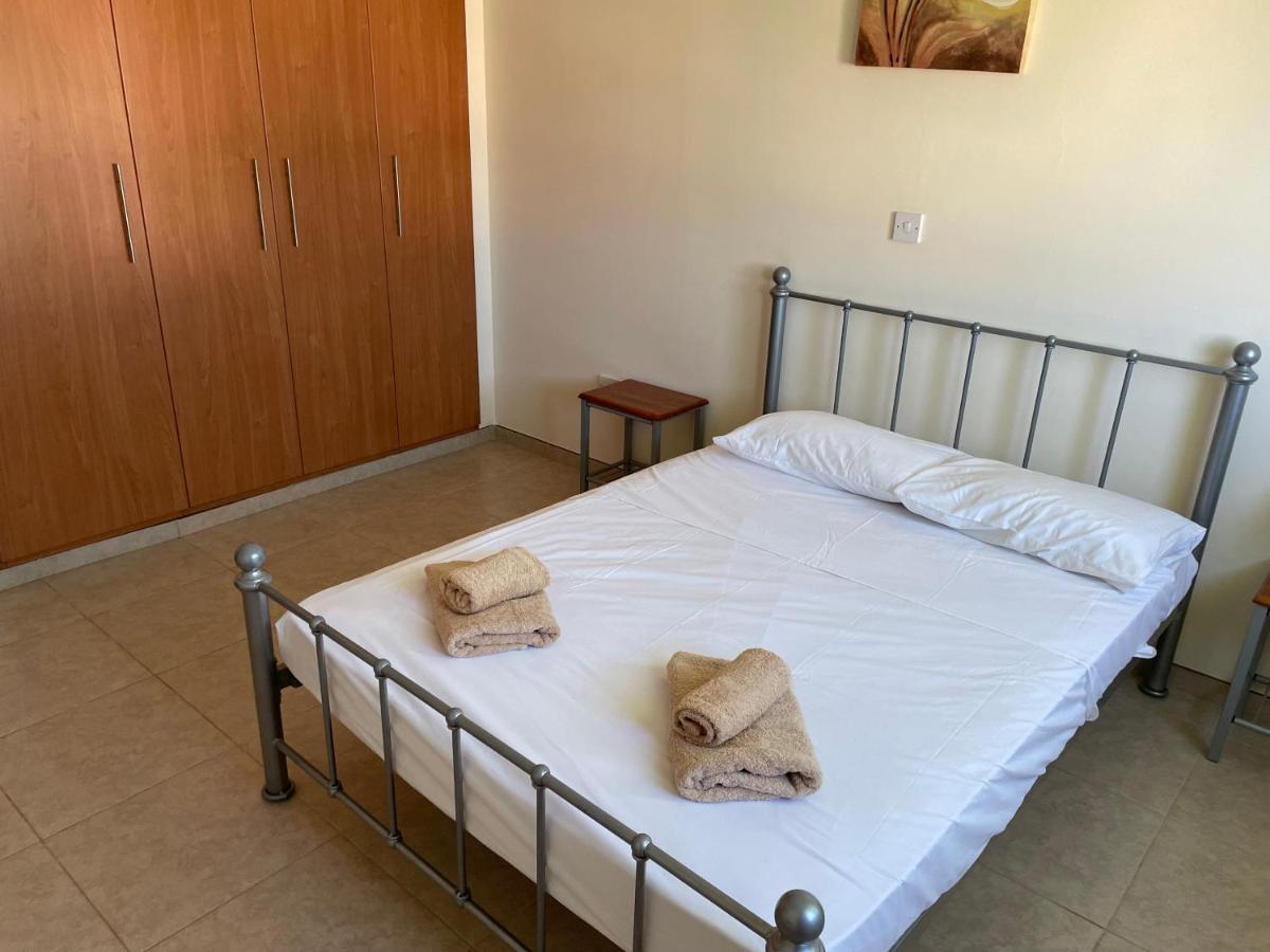 Kings 1 Bedroom Apartment *