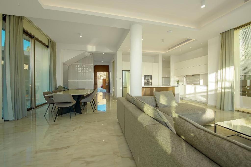 Adonis Beach Villas No.32 Paphos