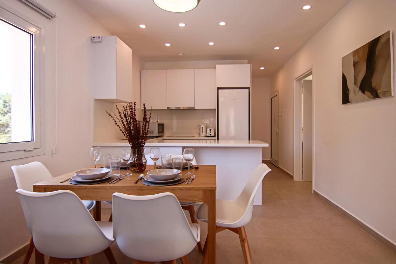 Apartment Phaedrus Living Seaside Luxury Limnaria 172 Paphos