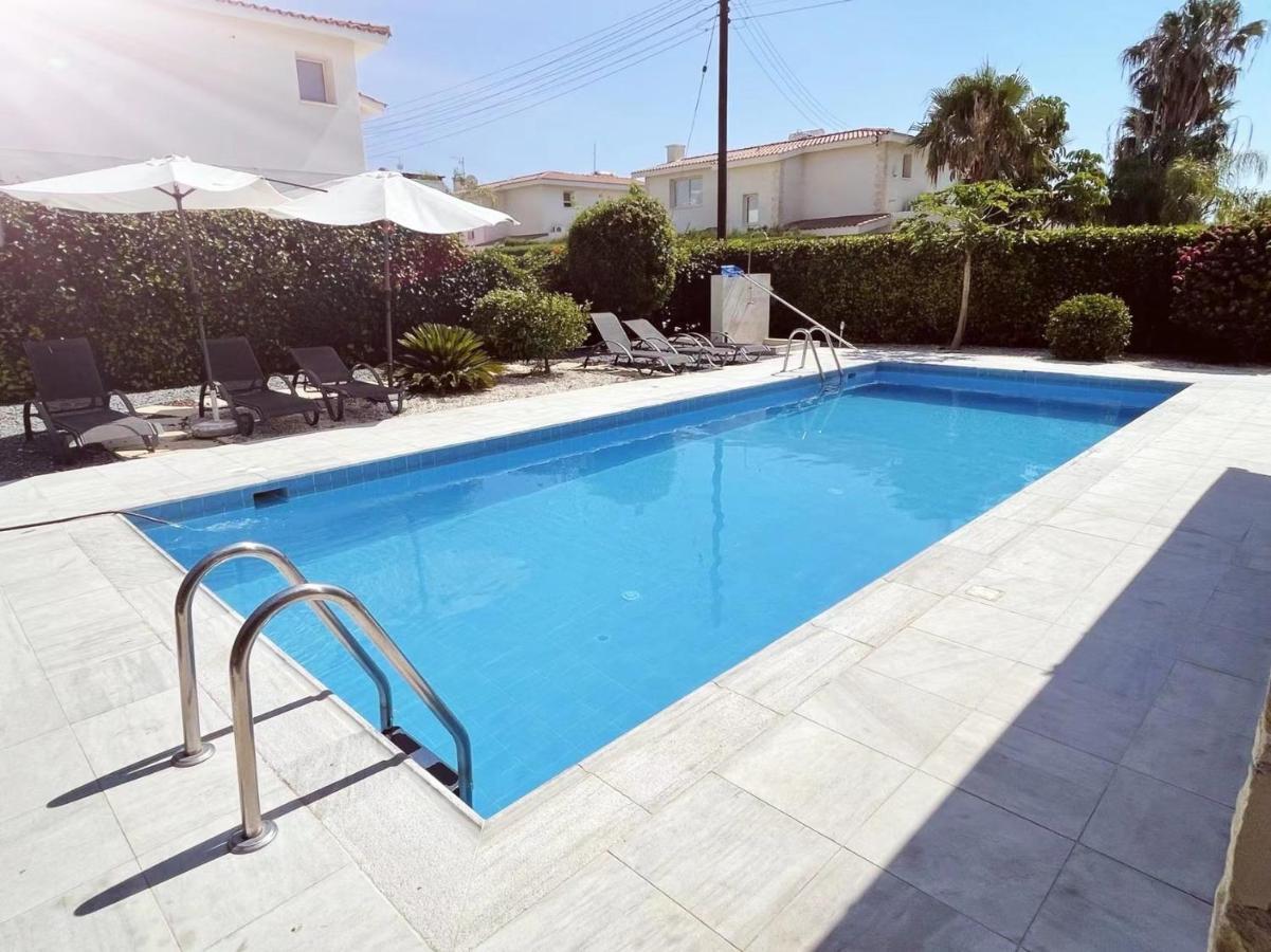 Villa7 Sea Breeze Villa *