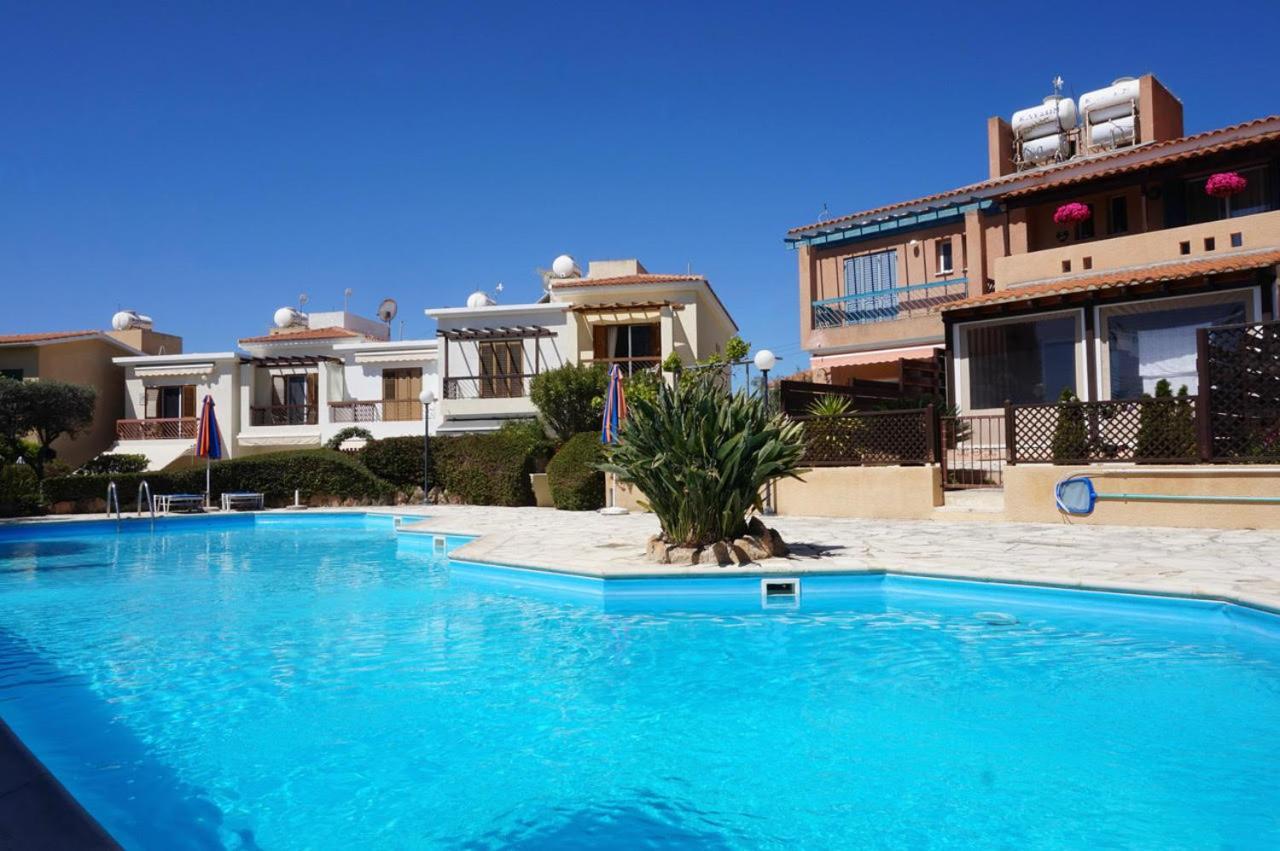 Eva Gardens - Lower Peyia *