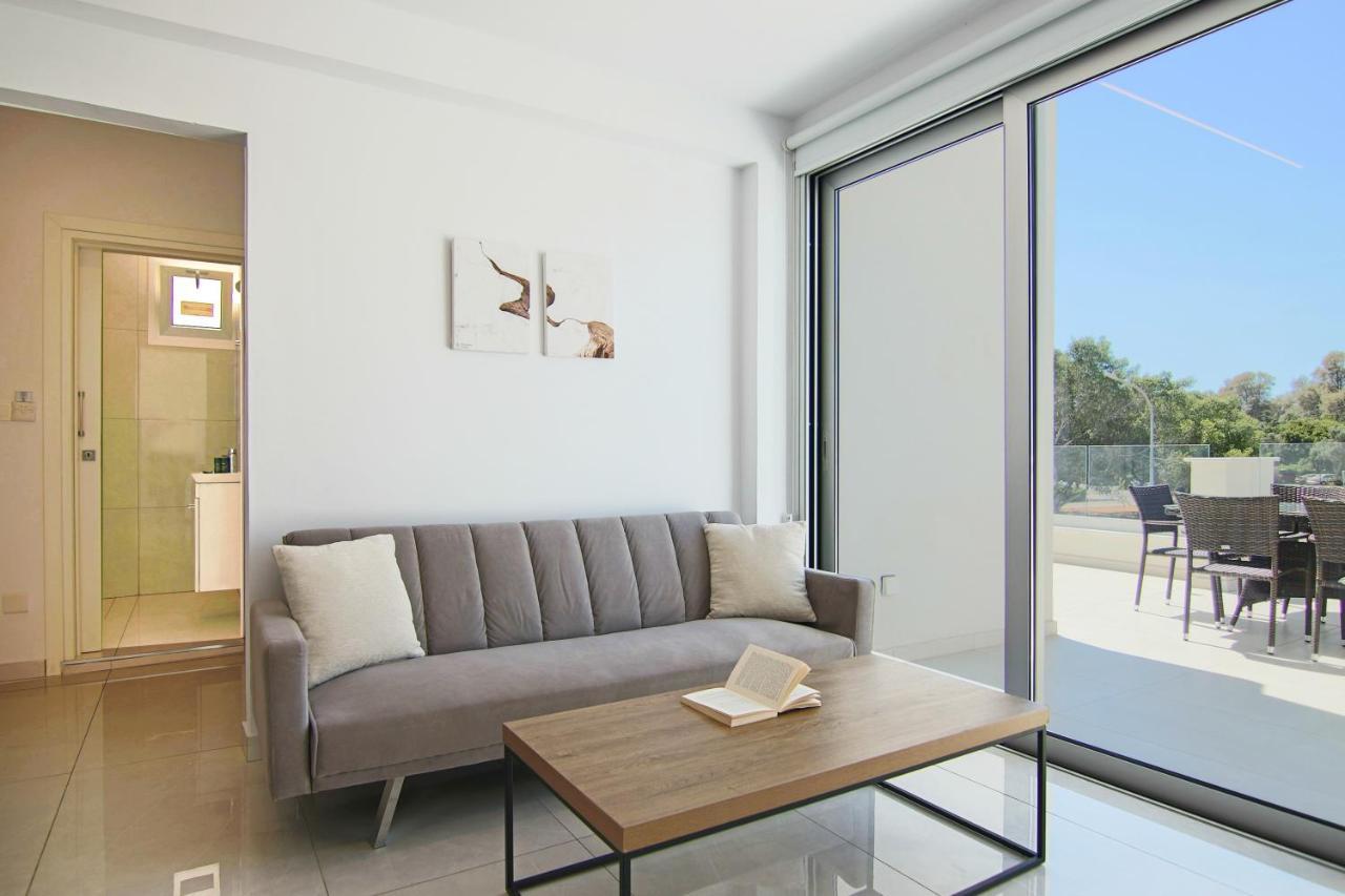 Apartment Phaedrus Living Paphos