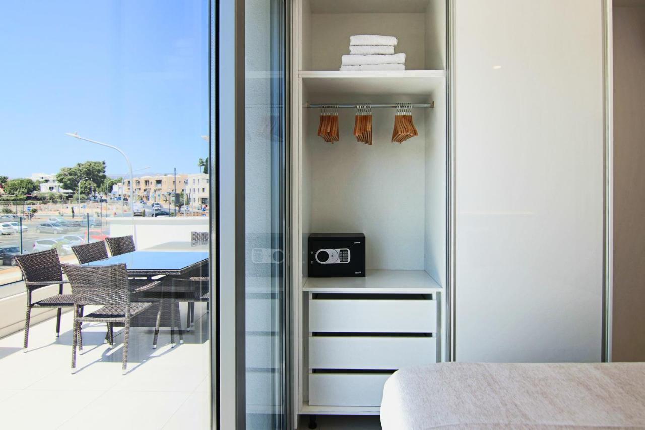 Phaedrus Living