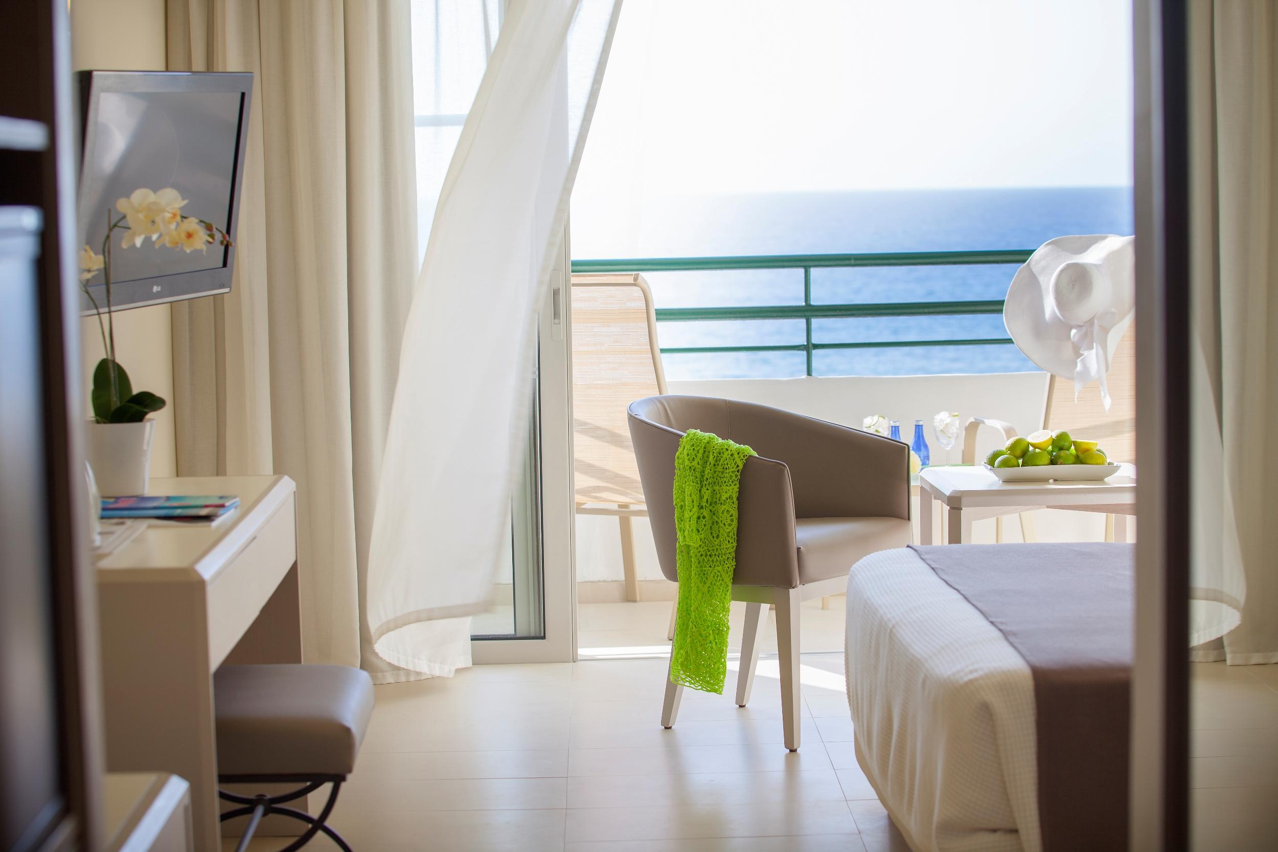 Resort Louis Imperial Beach
