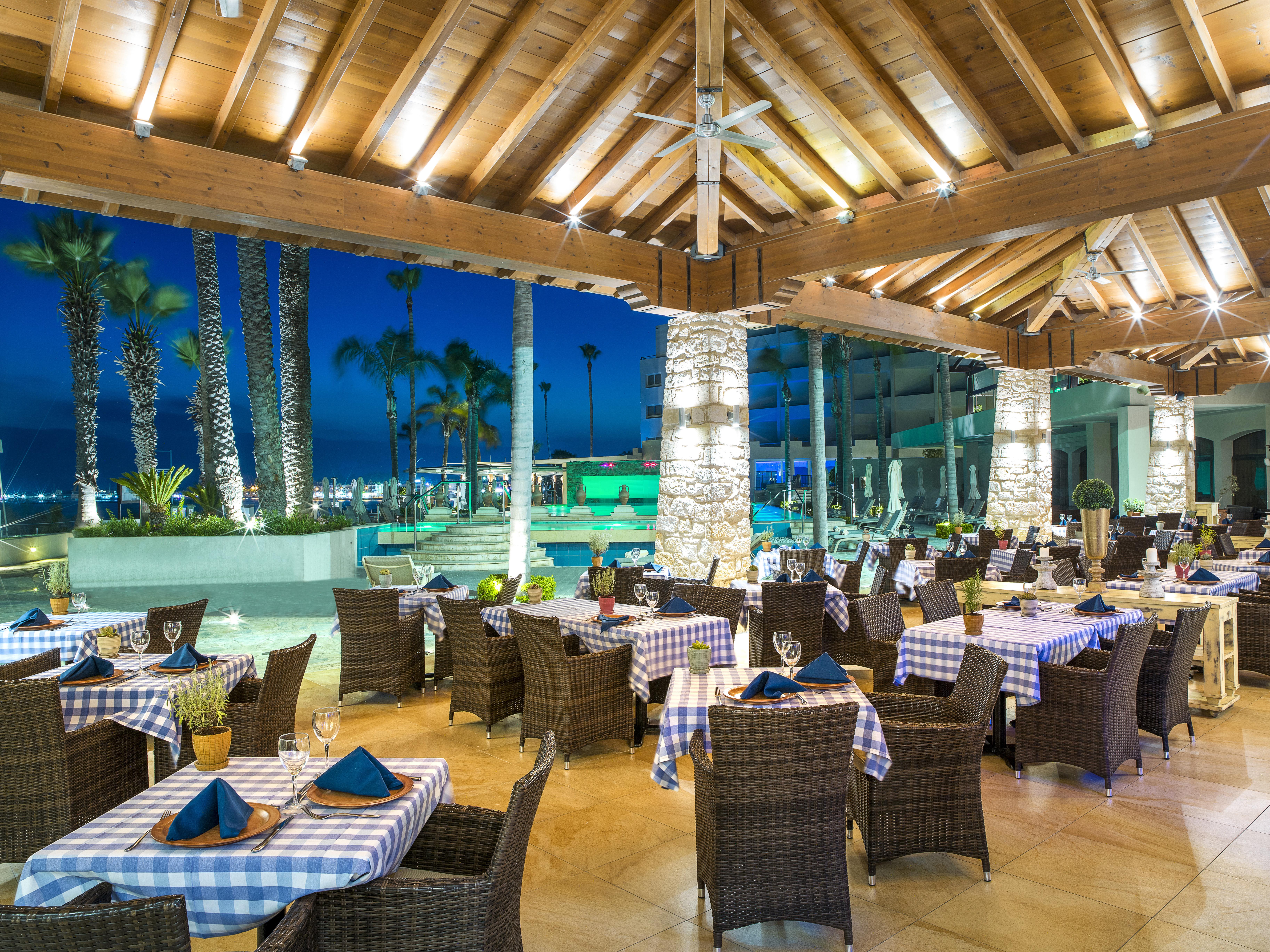 Alexander The Great Beach 4*