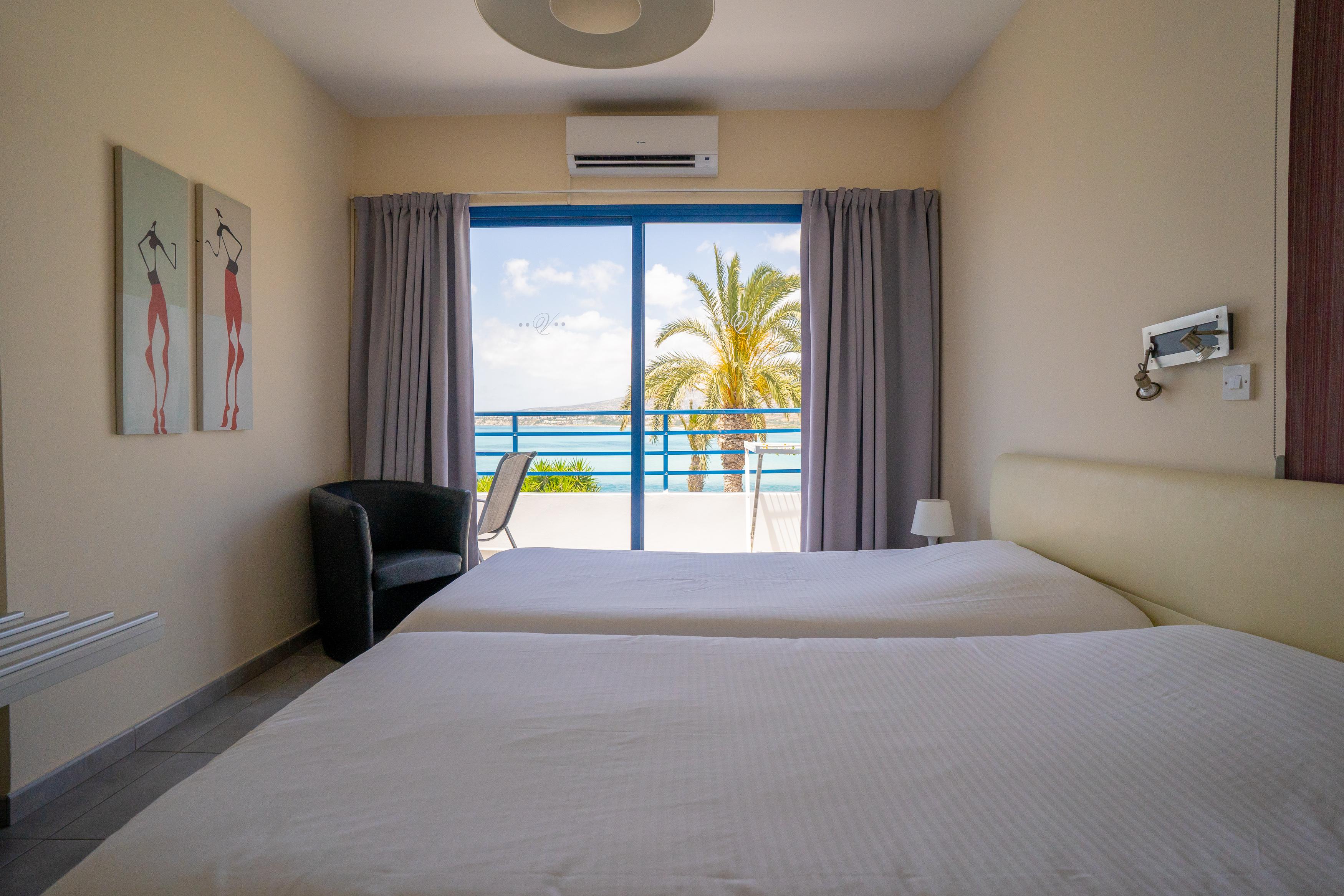 Aparthotel Vrachia & - Adults Only Kissonerga