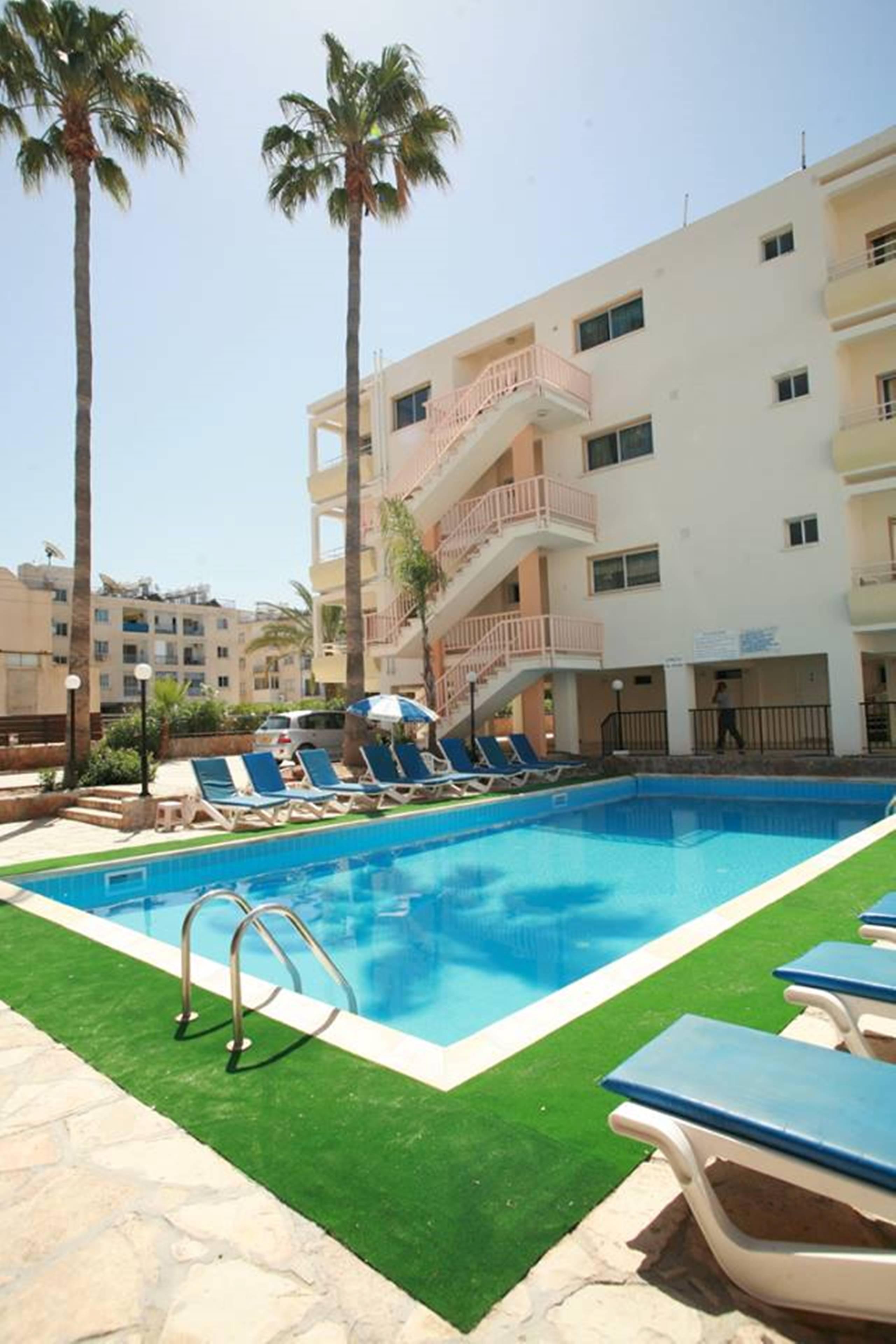 New York Plaza 3*