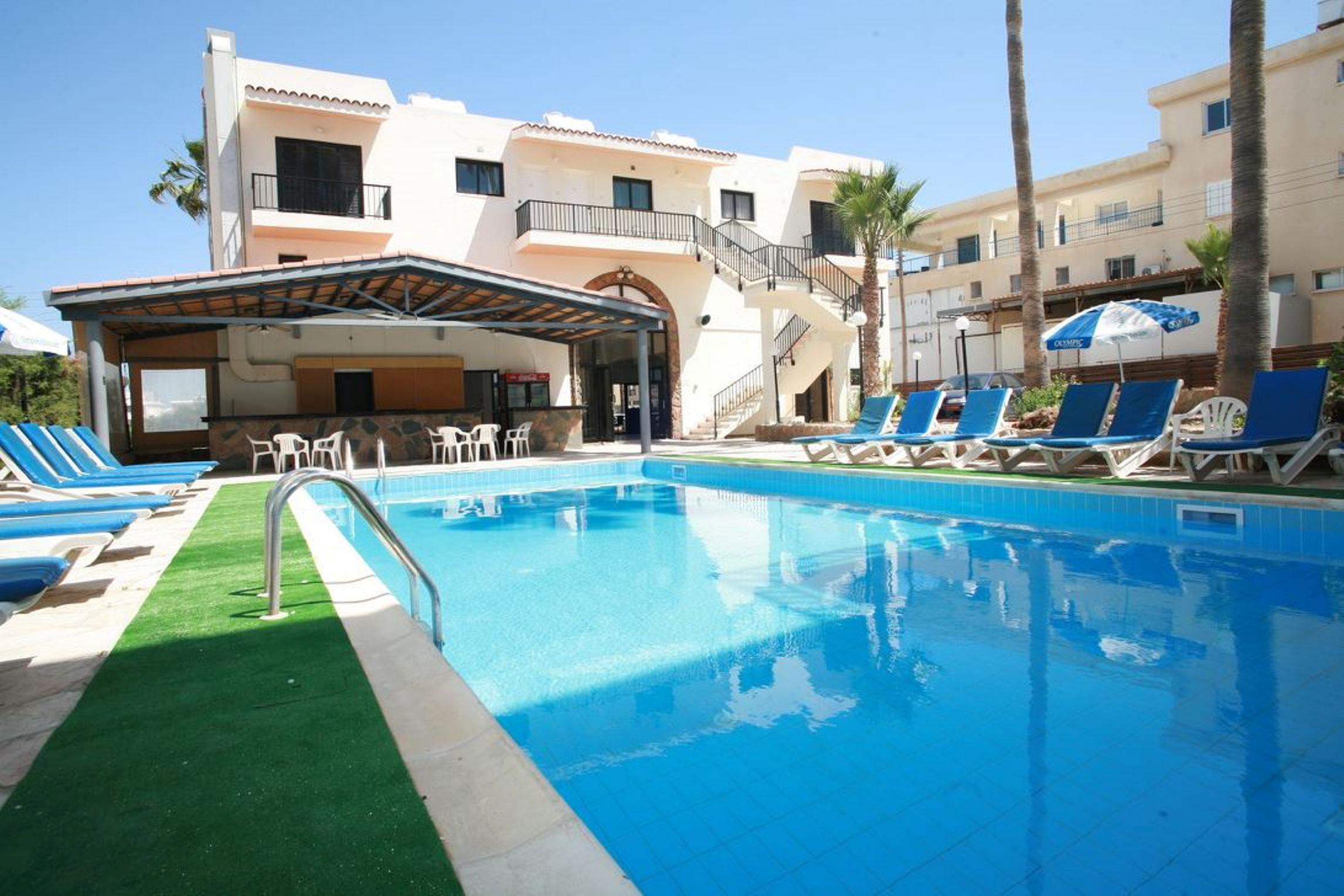 New York Plaza 3* Paphos