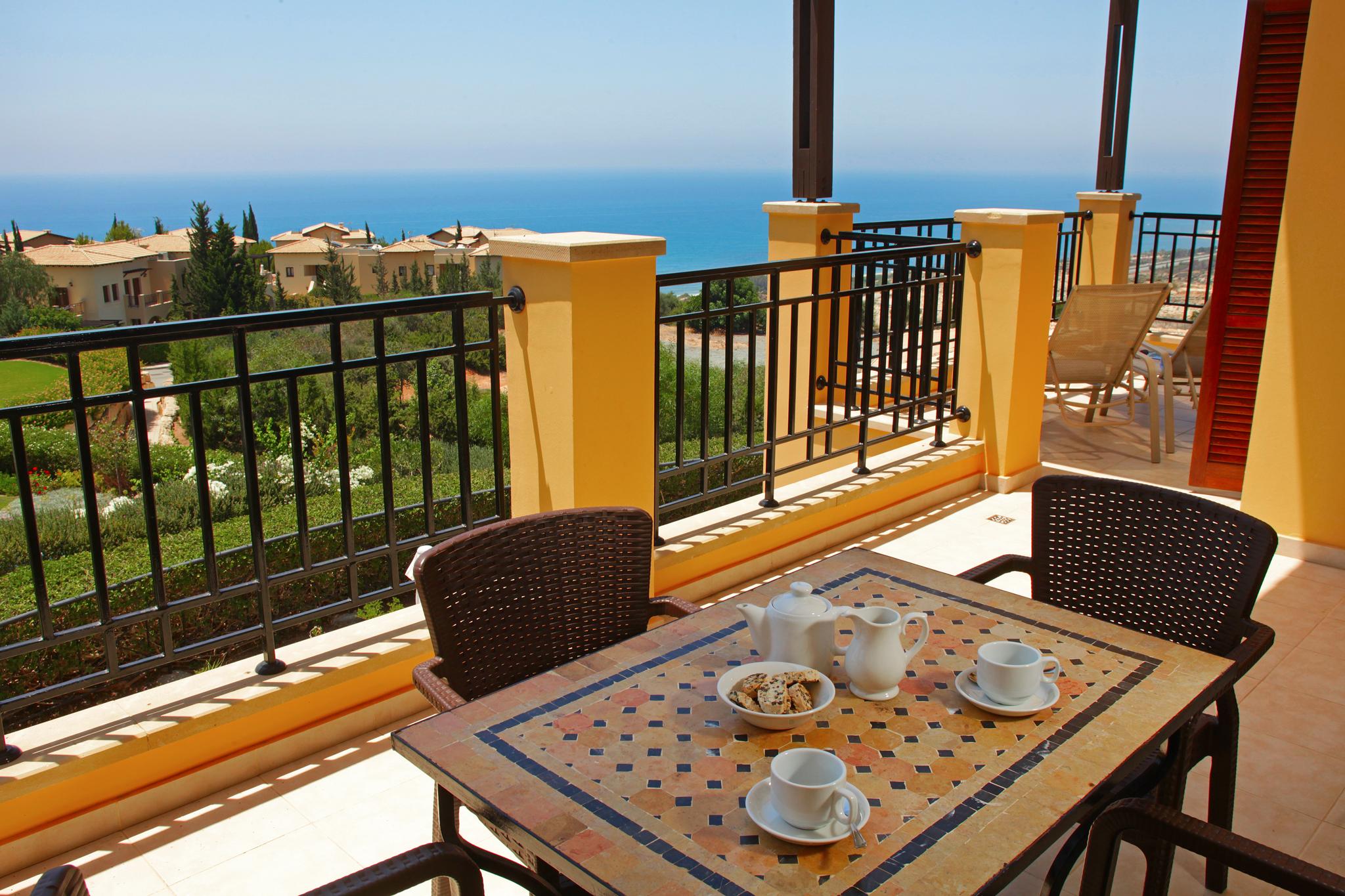 Aphrodite Hills Golf & Residences - *