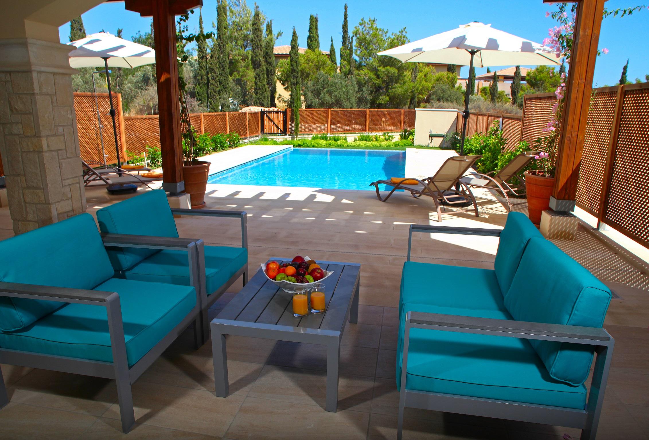 Aphrodite Hills Golf & Residences - *