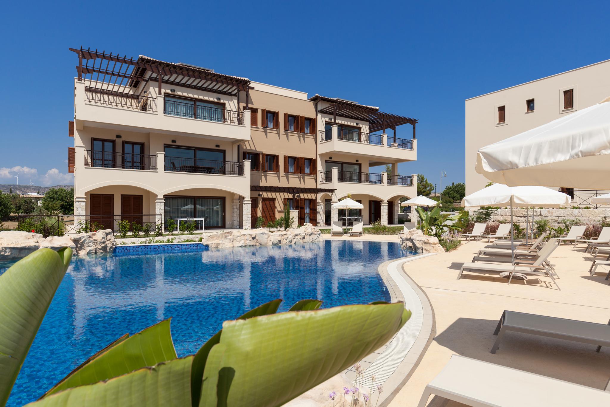 Aphrodite Hills Golf & Residences - *