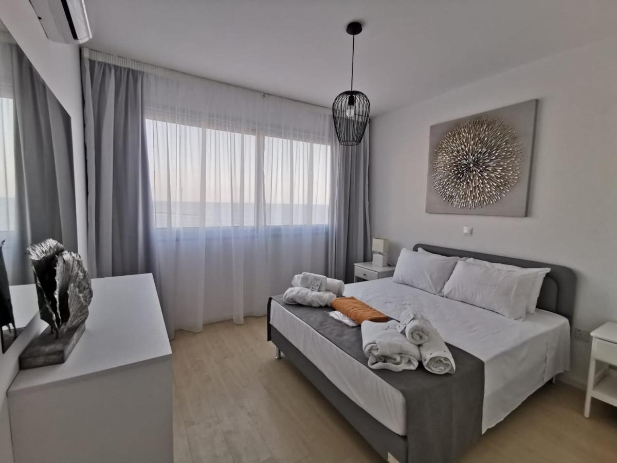 Cosea Living: Seaside Two Bedroom Flat In Harbour 106 *