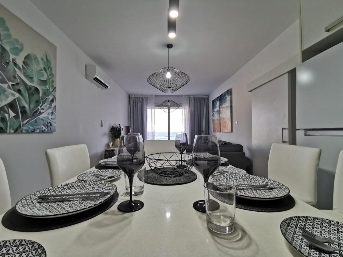 Apartment Cosea Living: Seaside Two Bedroom Flat In Harbour 106 Paphos