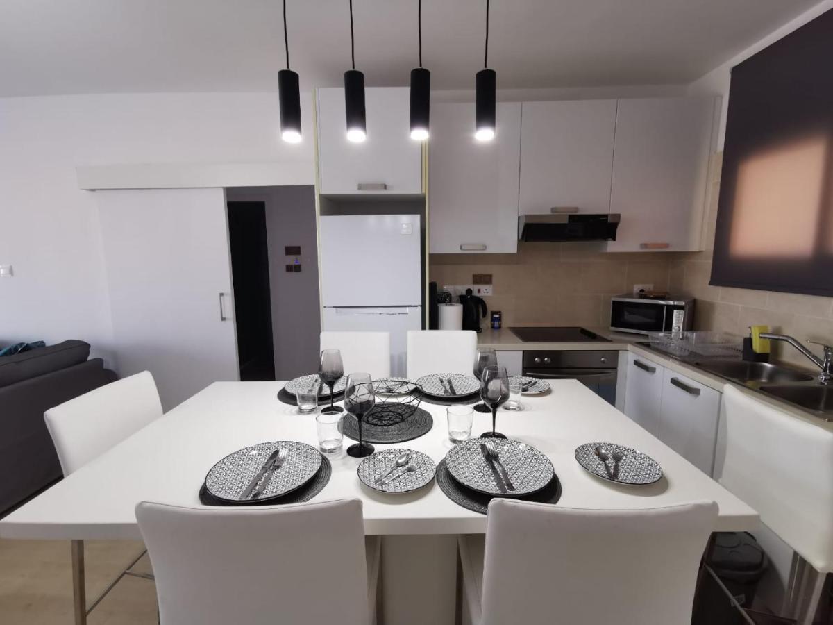 Cosea Living: Seaside Two Bedroom Flat In Harbour 106 *