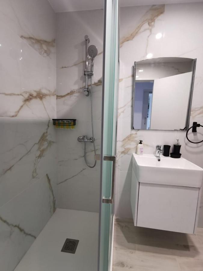 Apartment Cosea Living: Seaside Two Bedroom Flat In Harbour 106 Paphos