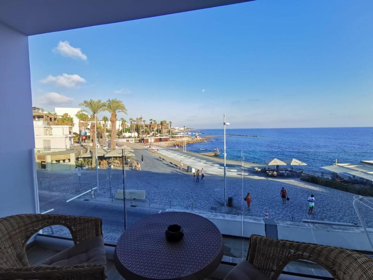 Cosea Living: Seaside Two Bedroom Flat In Harbour 106 Paphos