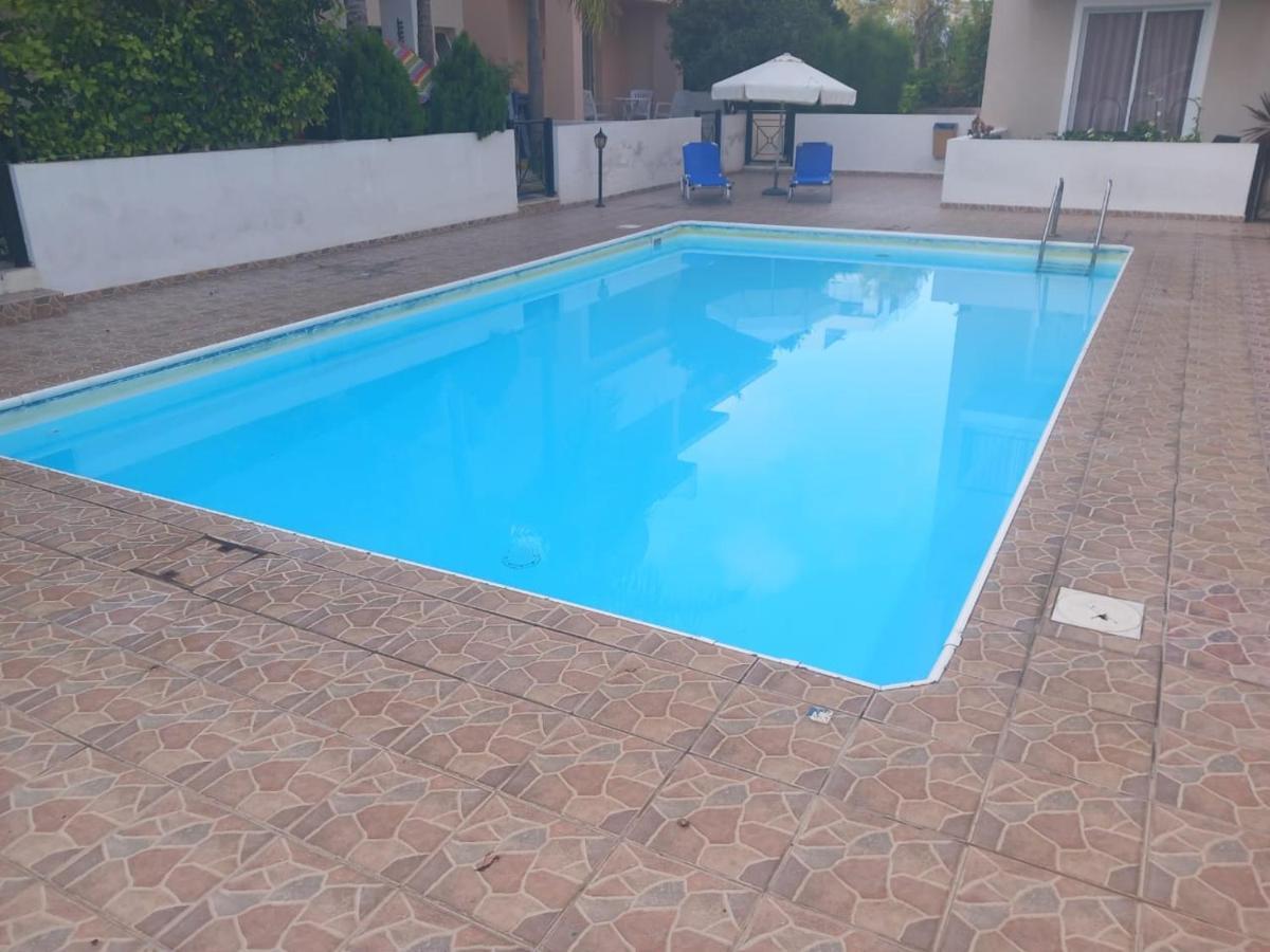 Beautiful With Pool In Cyprus Apartment